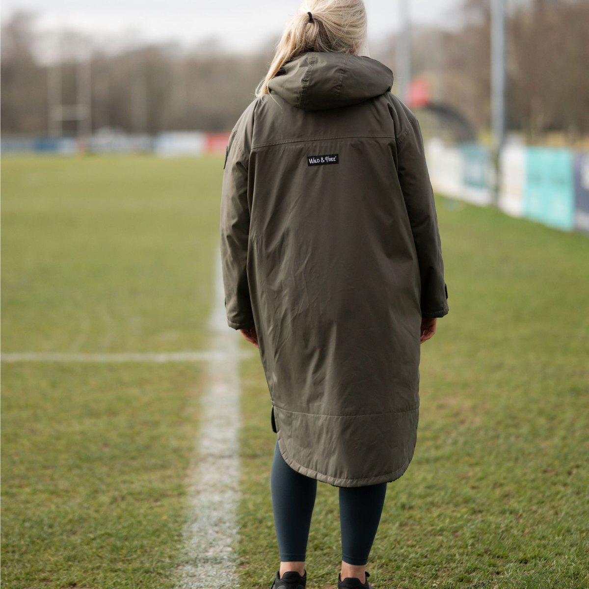 Raincoat and Changing Robe in One - Black Edition Olive Green