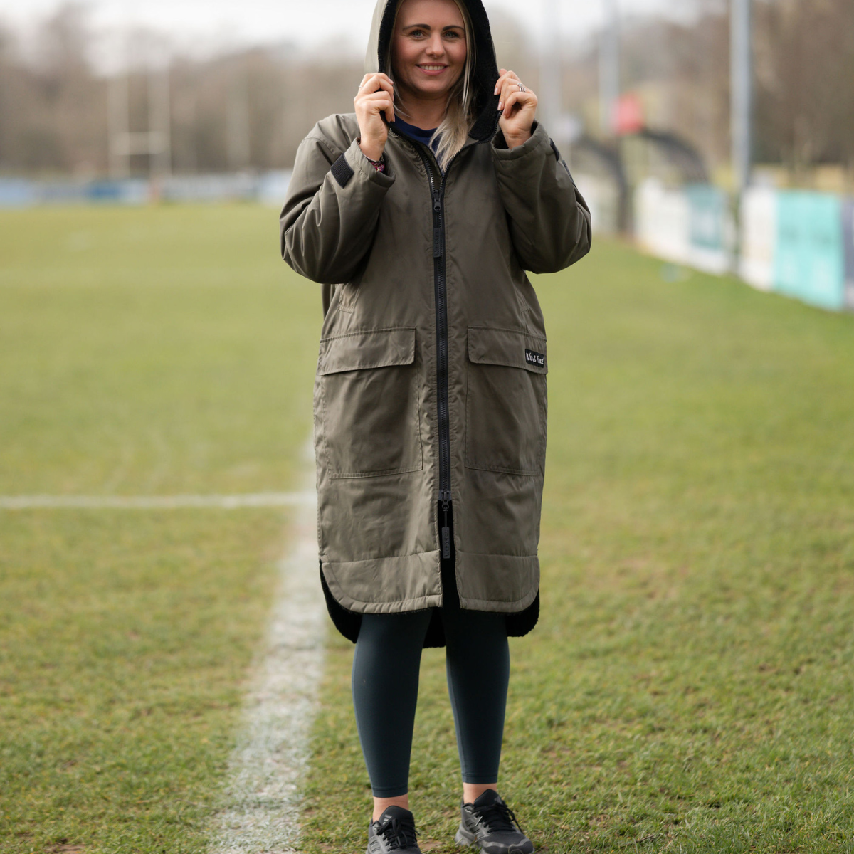 Raincoat and Changing Robe in One - Black Edition Olive Green