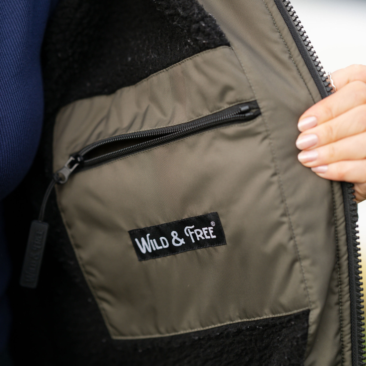 Raincoat and Changing Robe in One - Black Edition Olive Green