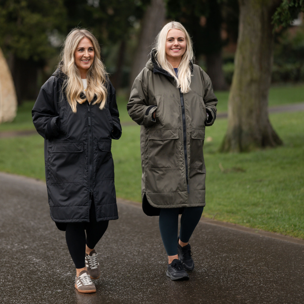 Raincoat and Changing Robe in One - Black Edition Olive Green