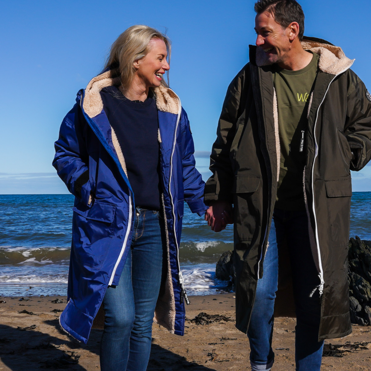 Raincoat & Changing Robe in One - The Cobe Navy