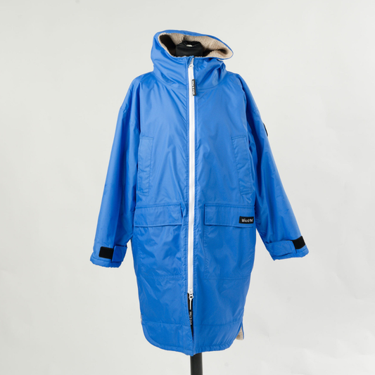 Small Brilliant Blue Adult Cobe