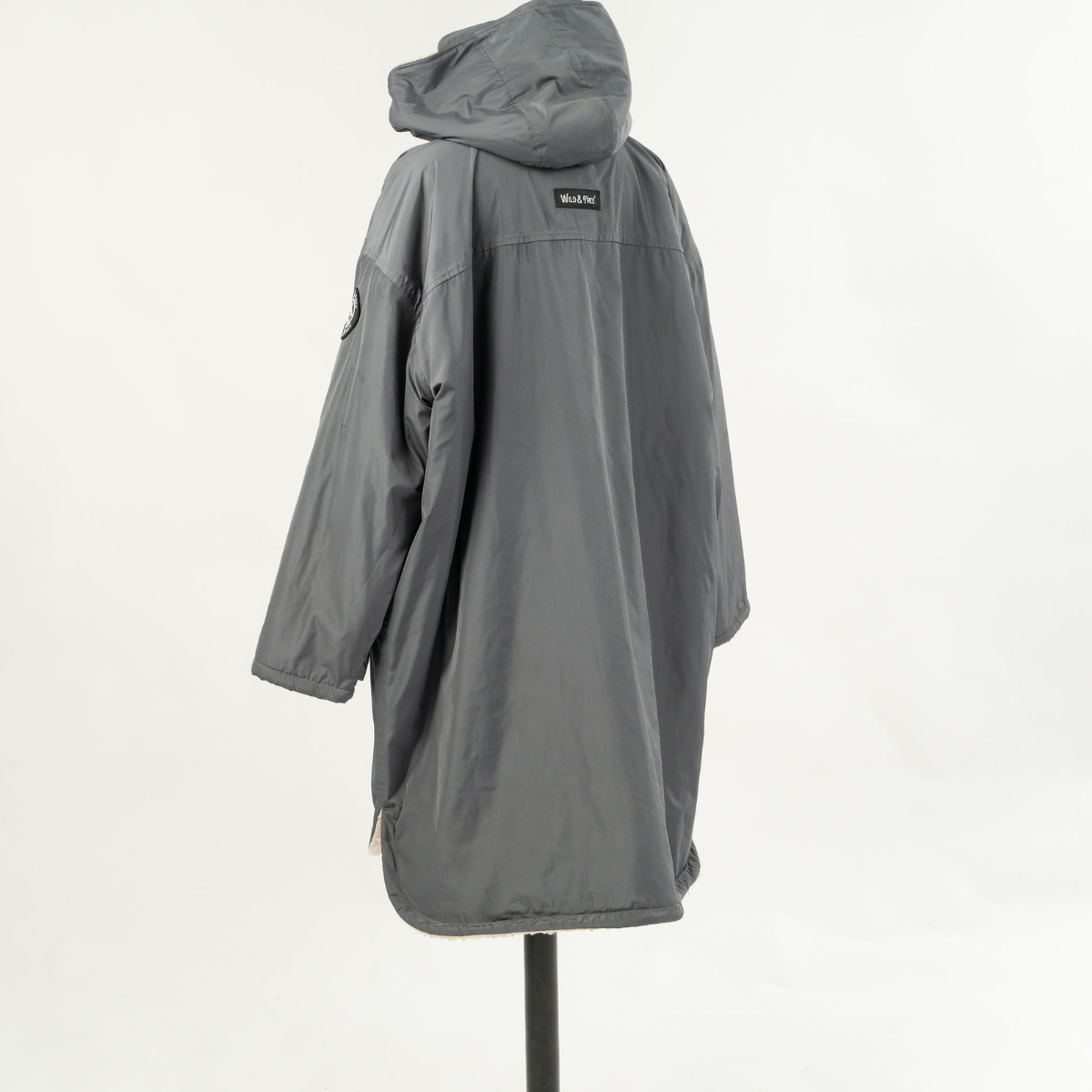 Medium Grey Cobe - Early development sample