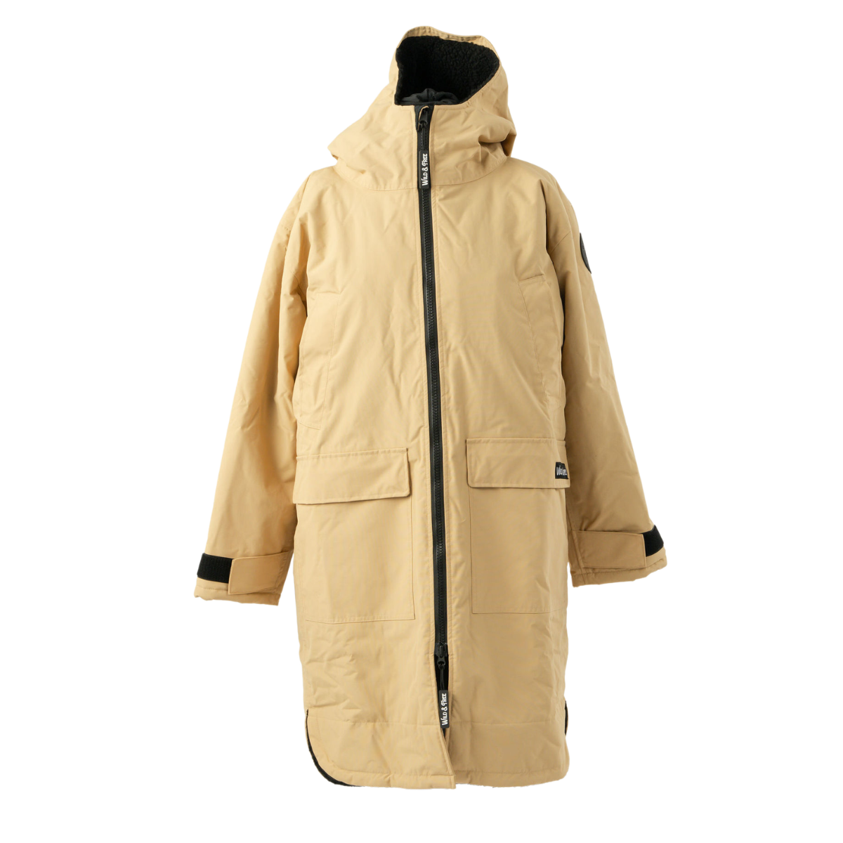 Small Black Edition Cobe Camel - Photography Sample