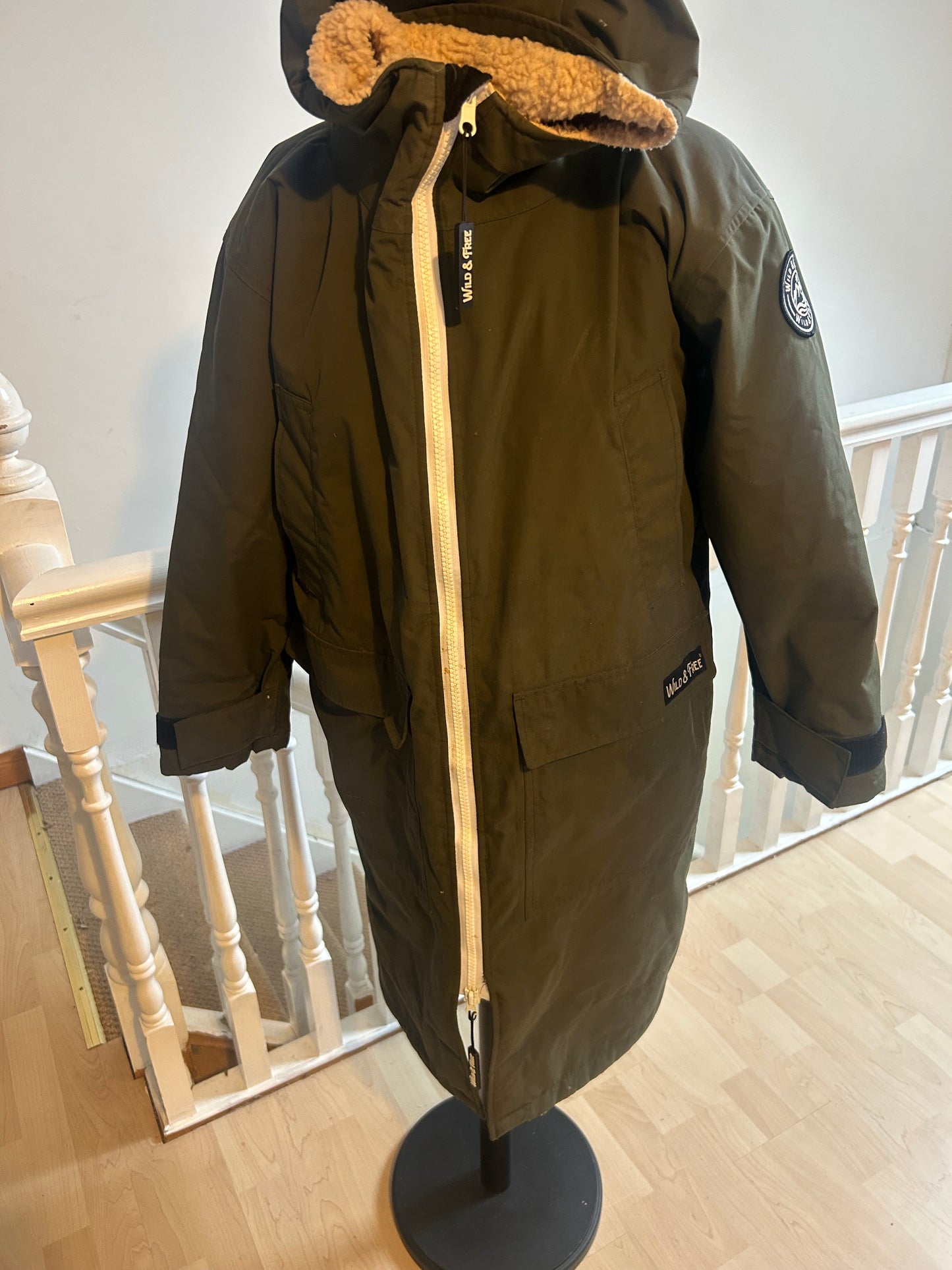 Perfectly Imperfect - Preloved XS Classic Greeen Cobe