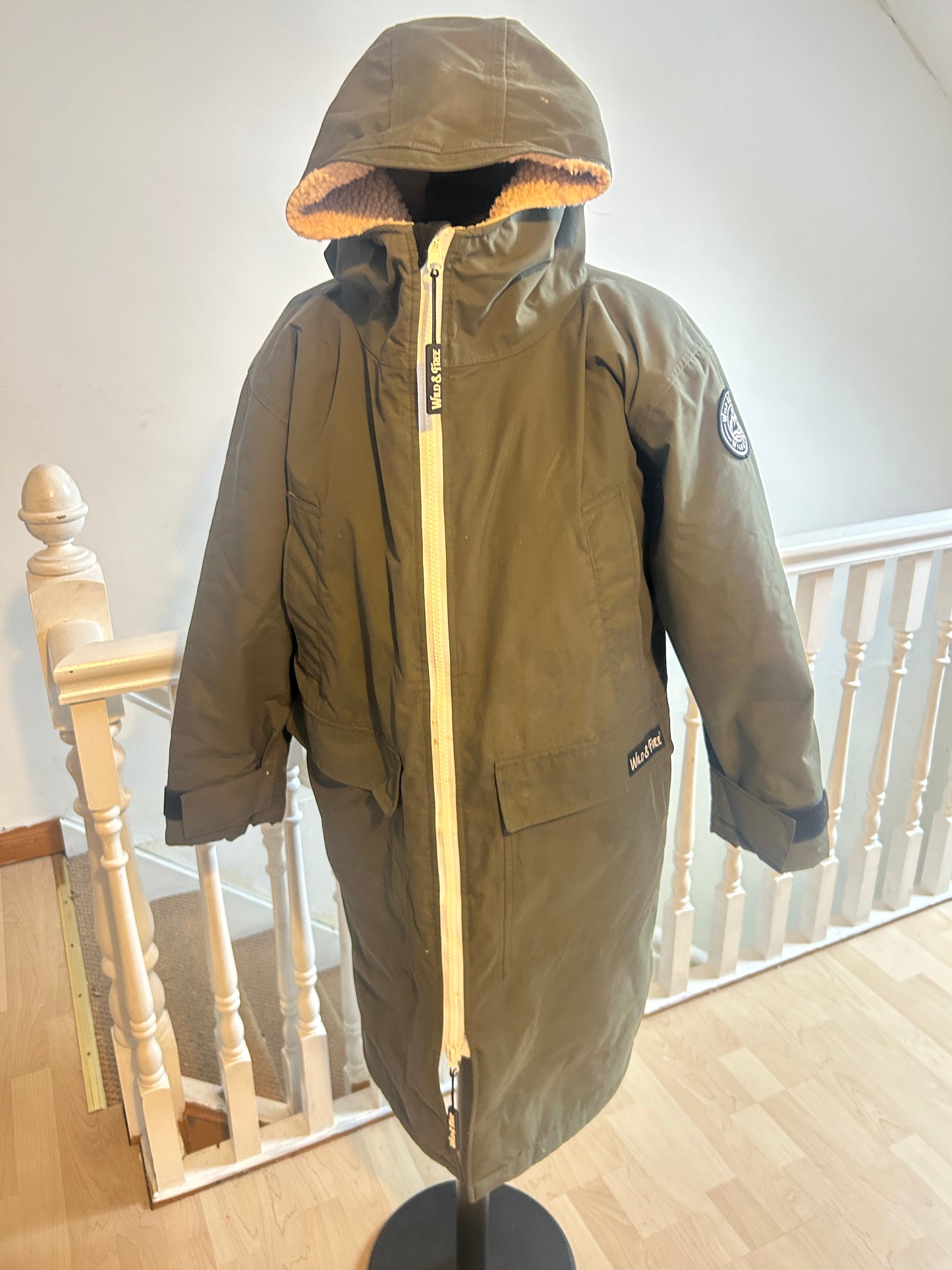 Perfectly Imperfect - Preloved XS Classic Greeen Cobe