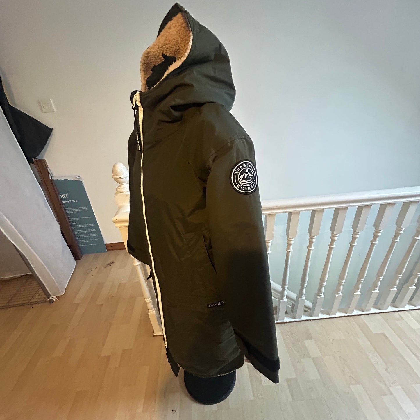 Perfectly Imperfect - Preloved M Classic Greeen Cobe
