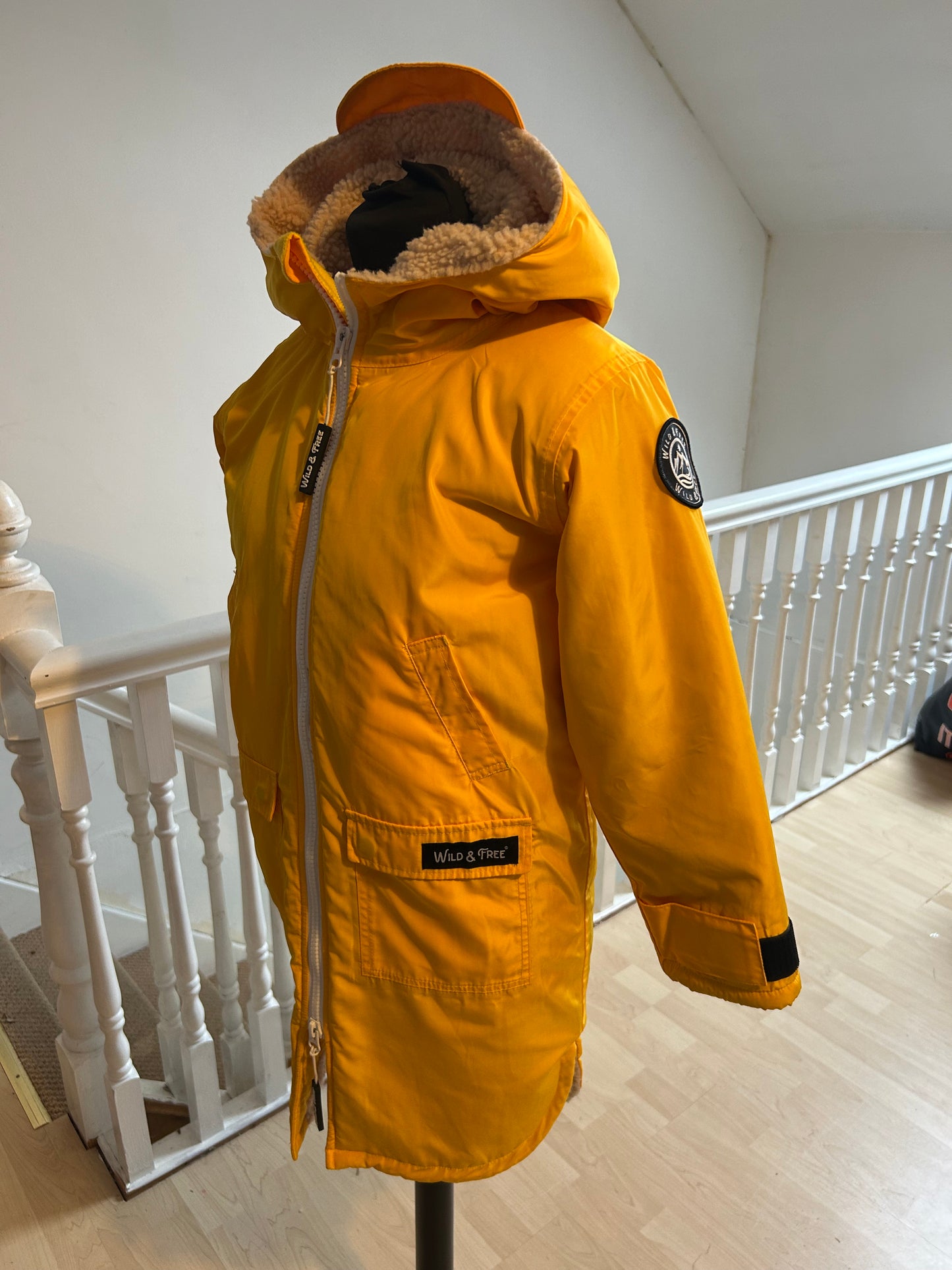 Yellow Kids Cobe early edition